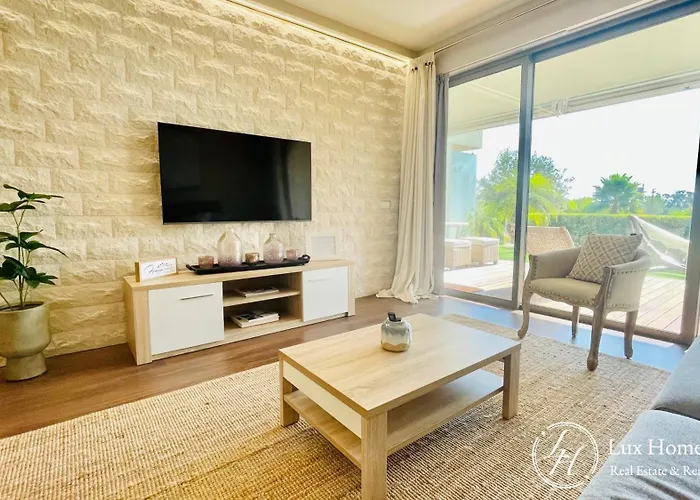 Aljamila - Luxurious - Pool - Garden Lägenhet *