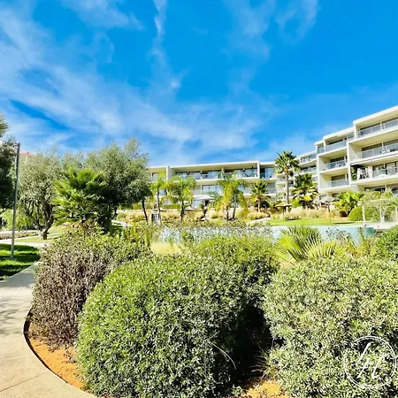 Aljamila - Luxurious - Pool - Garden Apartment *