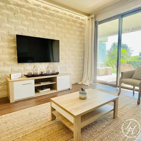 Aljamila - Luxurious - Pool - Garden Appartamento *